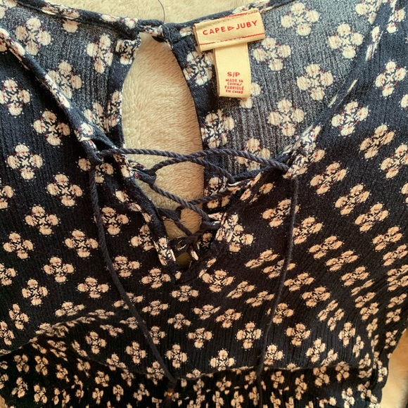 Cape Juby | Floral Printed Long Sleeve Romper - Picture 8 of 8